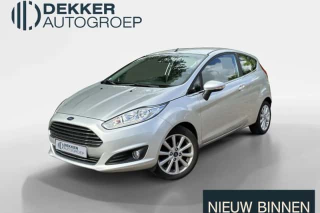 Ford Fiesta (2016) thumbnail 1