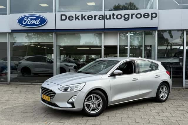 Ford Focus (2019) thumbnail 2