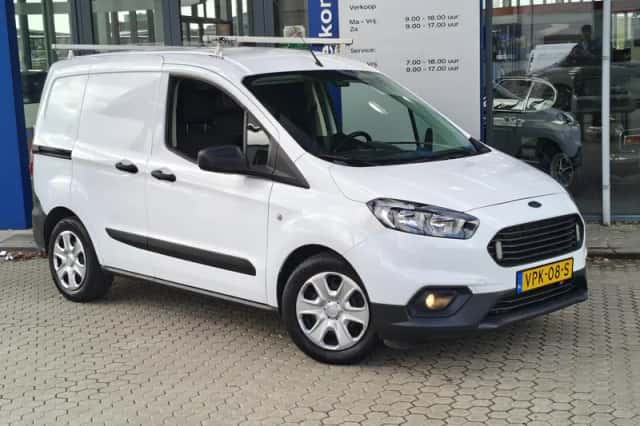 Ford Transit Courier (2022) thumbnail 3
