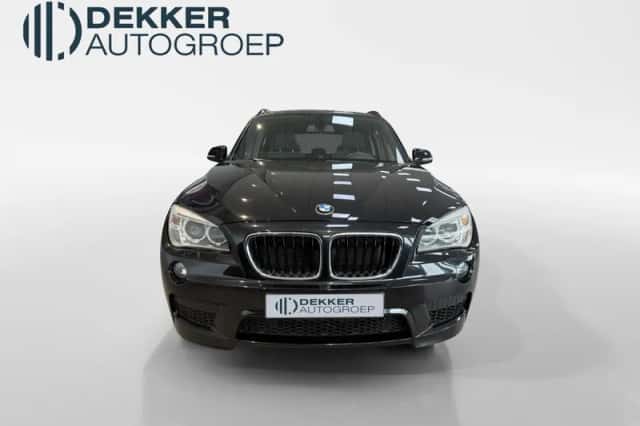 BMW X1 (2015) thumbnail 2