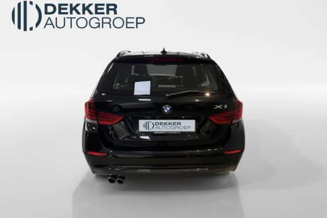 BMW X1 (2015) thumbnail 3
