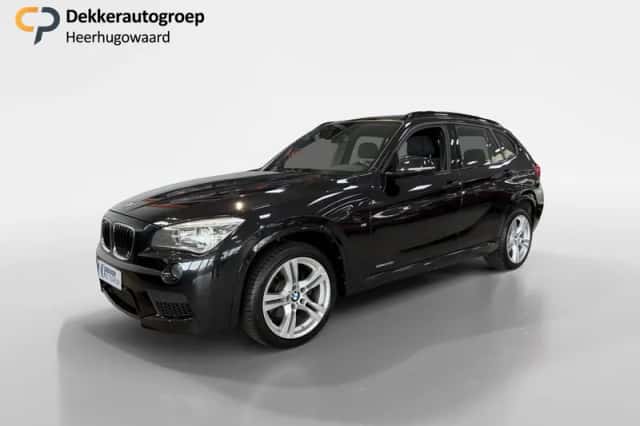 BMW X1 (2015) thumbnail 6