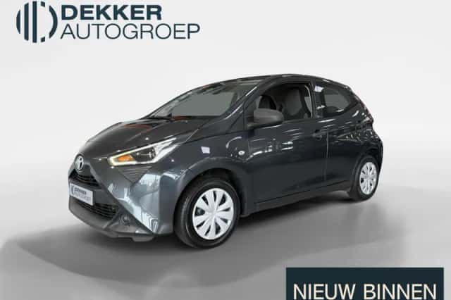 Toyota Aygo (2020) thumbnail 1