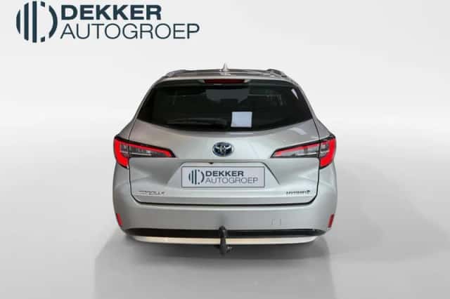 Toyota Corolla (2019) thumbnail 2