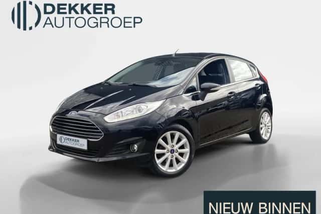 Ford Fiesta (2016) thumbnail 1