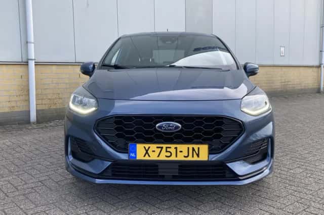 Ford Fiesta (2023) thumbnail 4