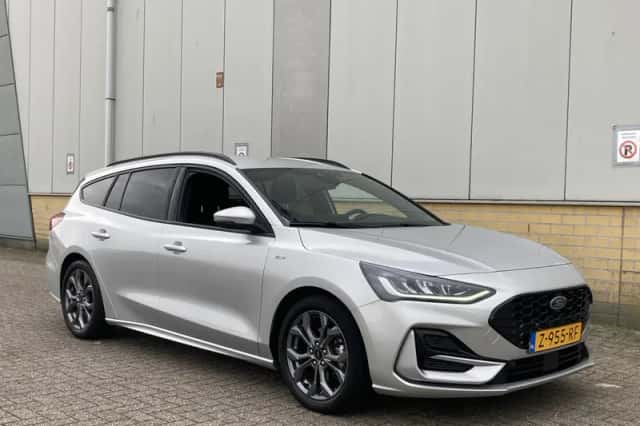 Ford Focus (2024) thumbnail 4