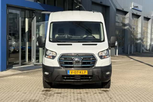 Ford E-Transit (2024) thumbnail 2