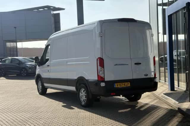 Ford E-Transit (2024) thumbnail 4