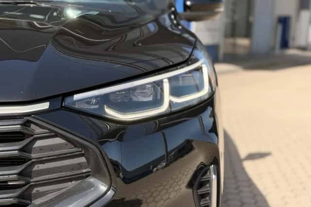 Ford Kuga (2024) thumbnail 5