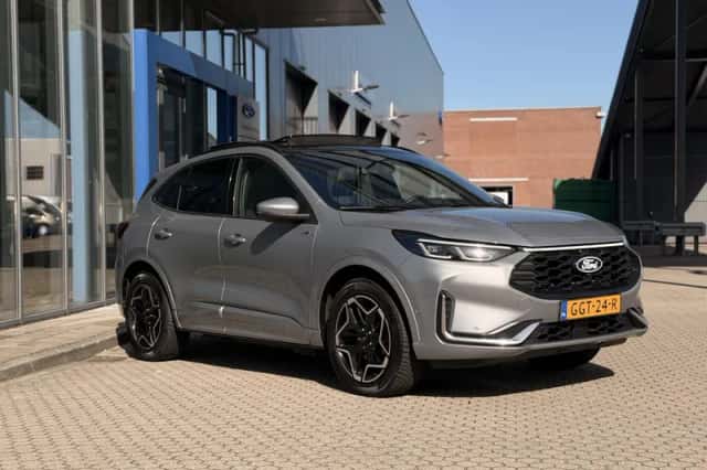 Ford Kuga (2024) thumbnail 6