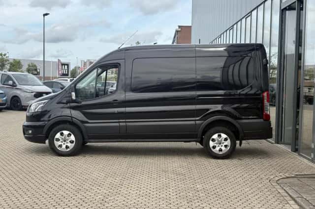 Ford Transit (2024) thumbnail 5