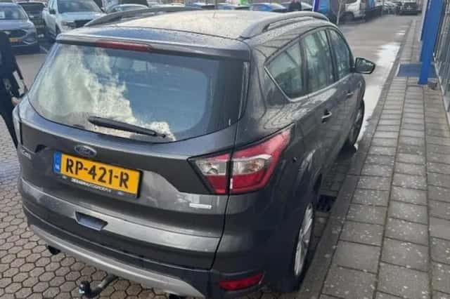 Ford Kuga (2018) thumbnail 6