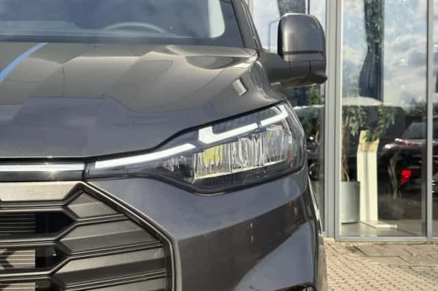 Ford Transit Custom (2024) thumbnail 5