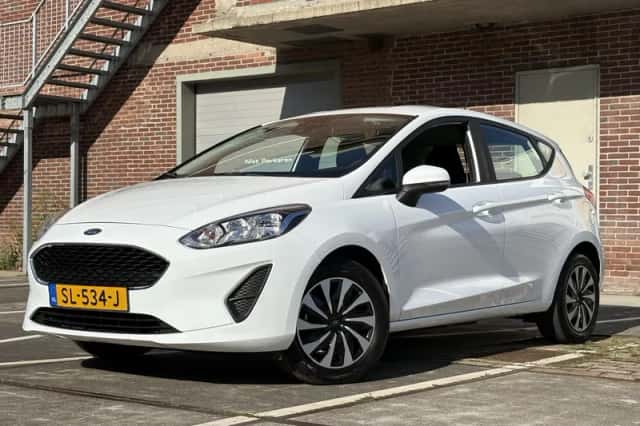 Ford Fiesta (2018) thumbnail 3