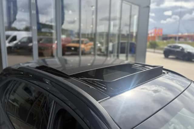 Ford Kuga (2023) thumbnail 2