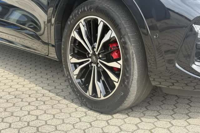 Ford Kuga (2023) thumbnail 4