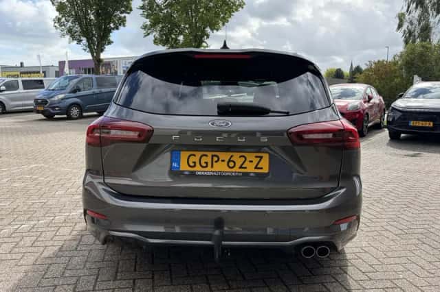 Ford Focus (2024) thumbnail 6