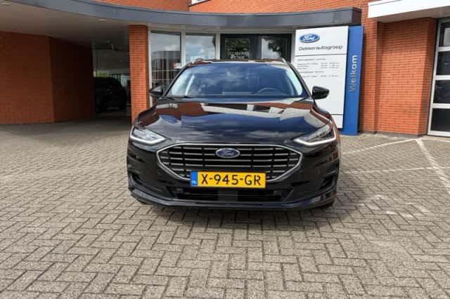 Ford Focus (2023) thumbnail 2