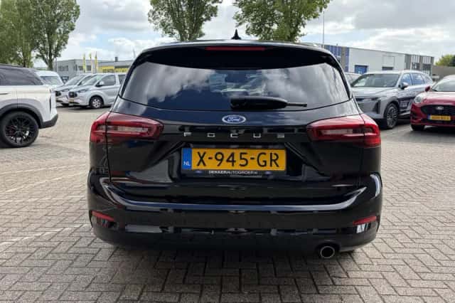 Ford Focus (2023) thumbnail 6
