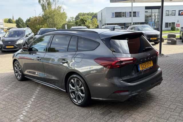 Ford Focus (2024) thumbnail 5