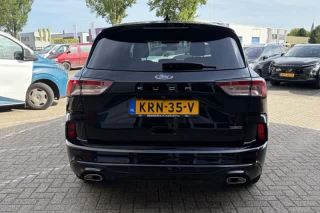 Ford Kuga (2023) thumbnail 6