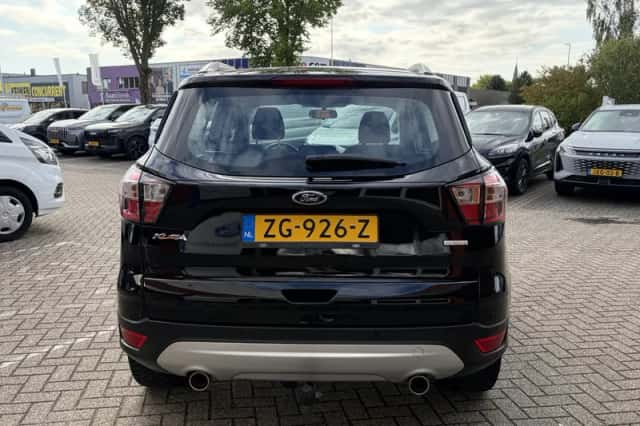 Ford Kuga (2019) thumbnail 6