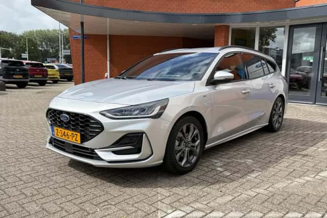 Ford Focus (2024) thumbnail 2