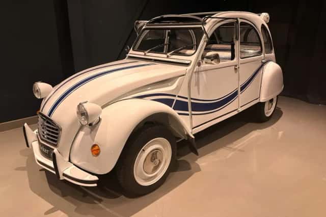 Citroën 2CV (1984) thumbnail 5