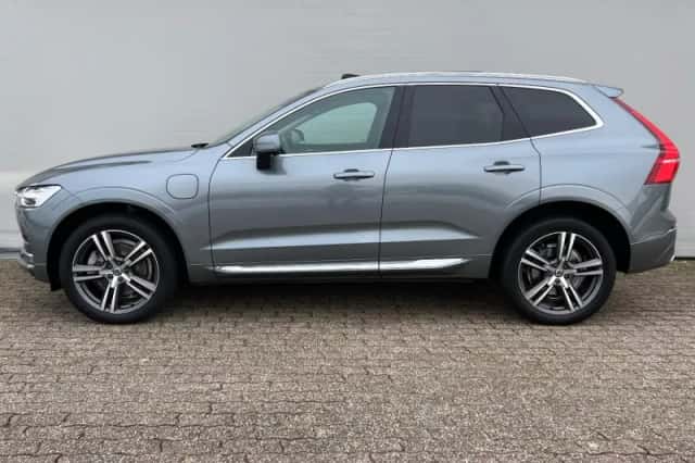 Volvo XC60 (2020) thumbnail 3