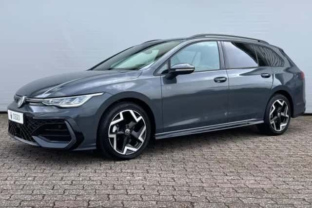 Volkswagen Golf (2025) thumbnail 1