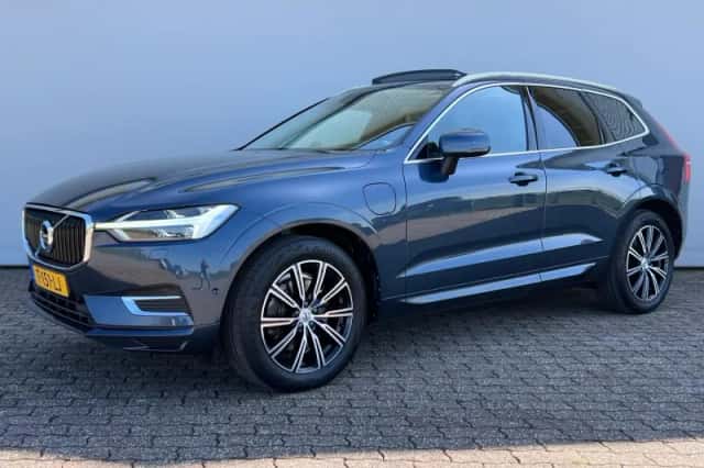 Volvo XC60 (2019) thumbnail 1