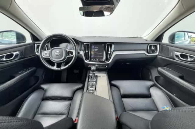 Volvo V60 (2020) thumbnail 6