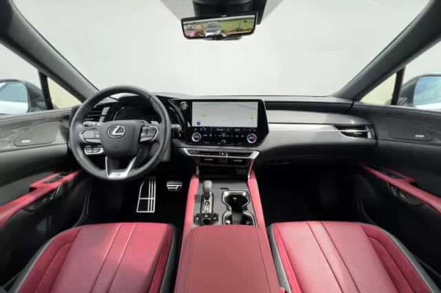 Lexus RX (2024) thumbnail 5