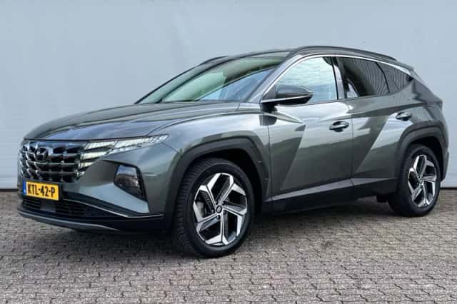 Hyundai Tucson (2023) thumbnail 1