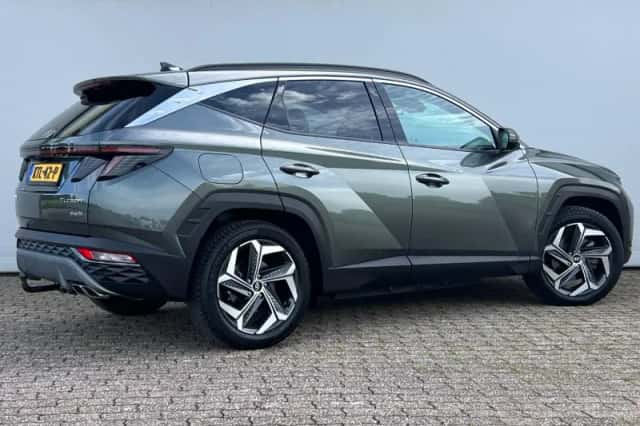 Hyundai Tucson (2023) thumbnail 2