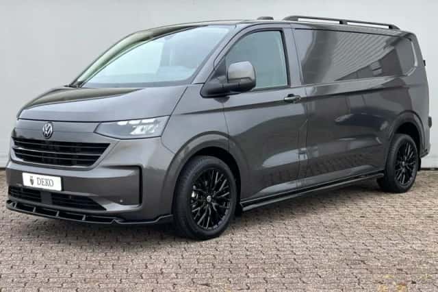 Volkswagen Transporter (2025) thumbnail 1