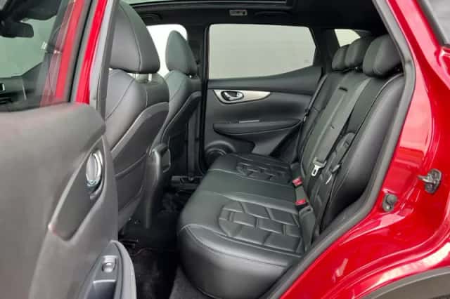 Nissan Qashqai (2018) thumbnail 5