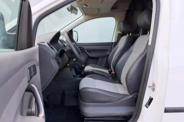 Volkswagen Caddy (2010) thumbnail 4