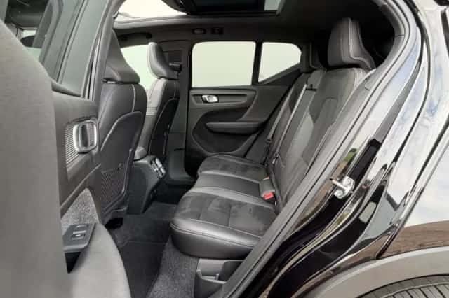 Volvo XC40 (2019) thumbnail 5