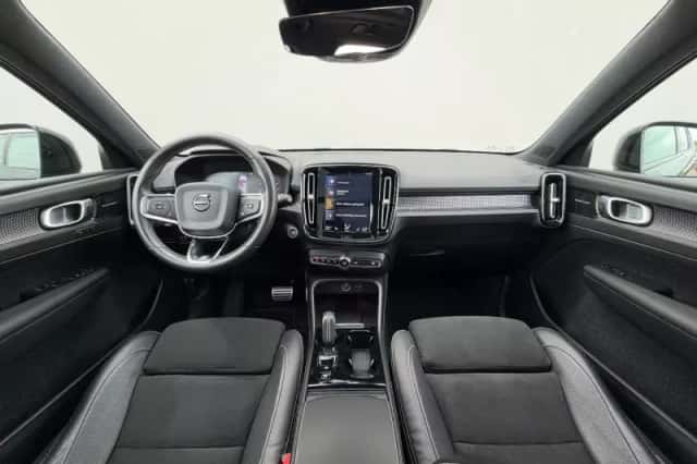 Volvo XC40 (2019) thumbnail 6