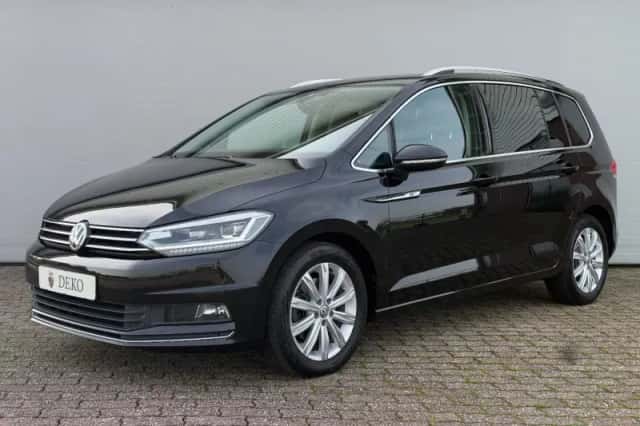 Volkswagen Touran (2018) thumbnail 1