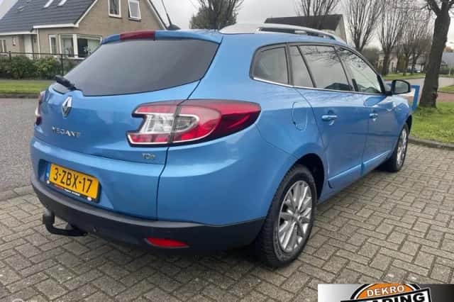 Renault Mégane (2014) thumbnail 3