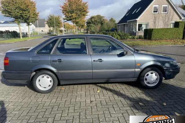 Volkswagen Passat (1995) thumbnail 6