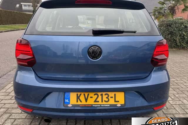 Volkswagen Polo (2017) thumbnail 4