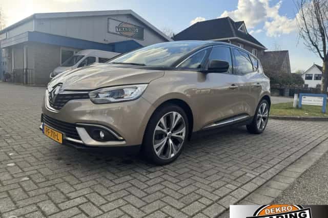 Renault Scénic (2017) thumbnail 1