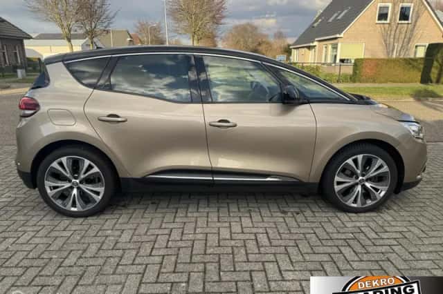 Renault Scénic (2017) thumbnail 6