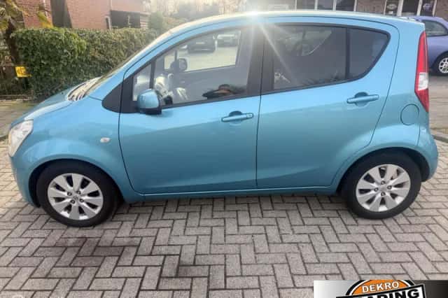 Suzuki Splash (2009) thumbnail 2