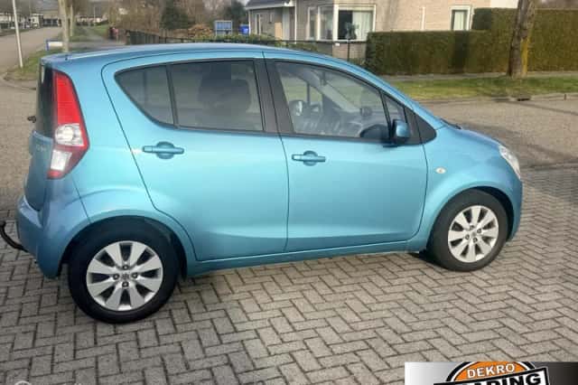 Suzuki Splash (2009) thumbnail 6