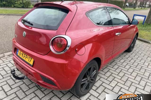 Alfa Romeo MiTo (2013) thumbnail 5